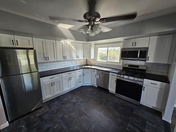 61 Memphis Ave Floor 1