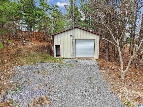 4th image of 325 Hearthstone Dr