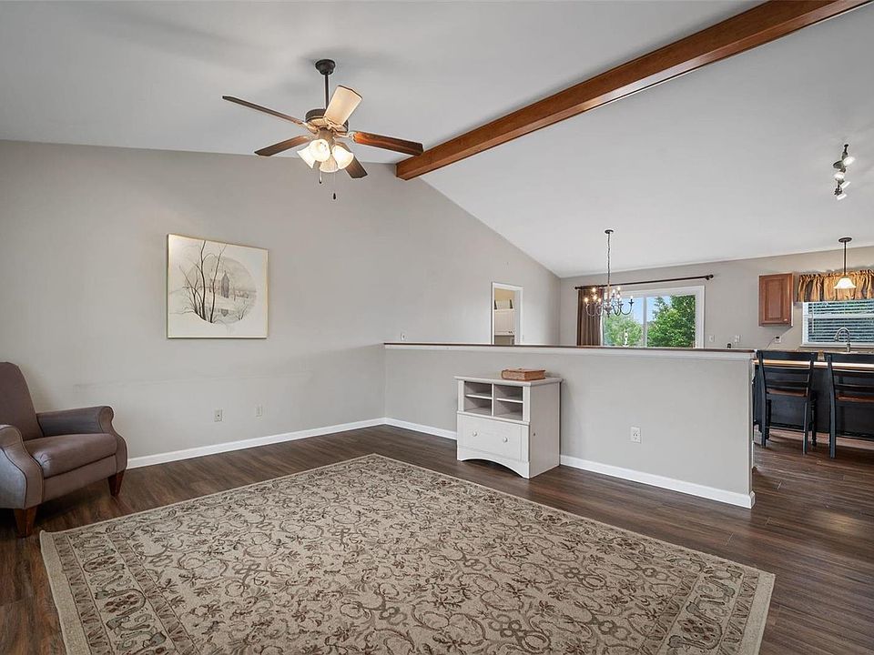 109 Counsel Cir, Lake Saint Louis, MO 63367 Zillow