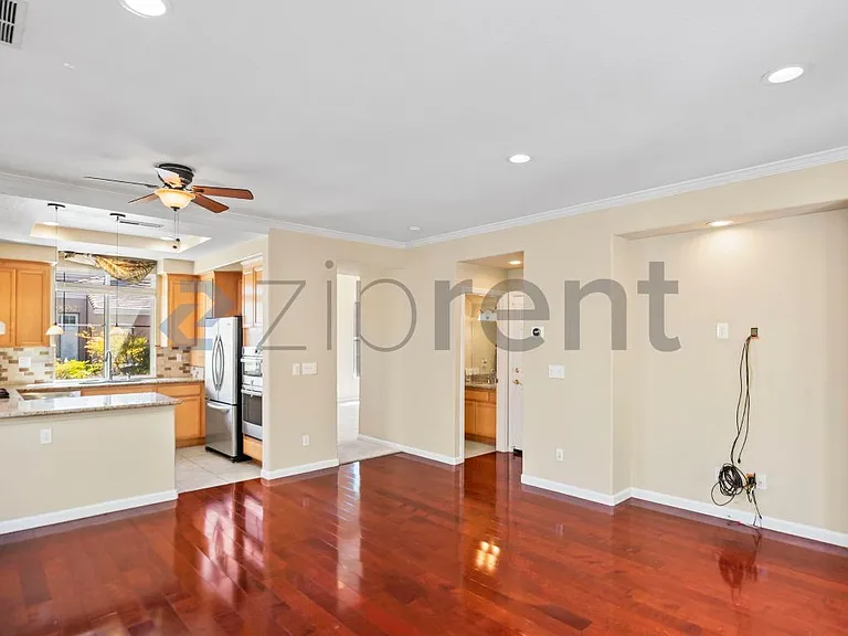 5830 Chambertin Dr — Photo 10