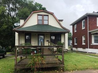 1633 4th St, Madison, IL 62060