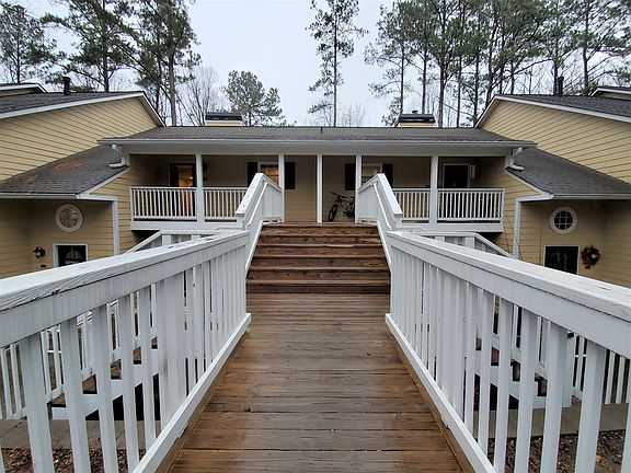 5th image of 3960 Riverlook Pkwy SE Unit 211