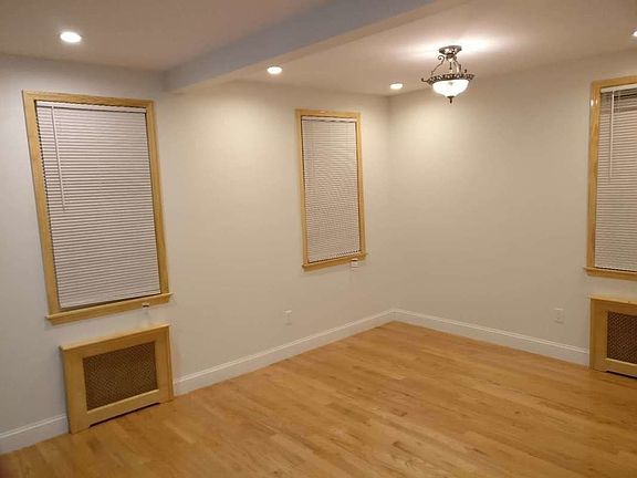 5th image of 50-19 205th St #2