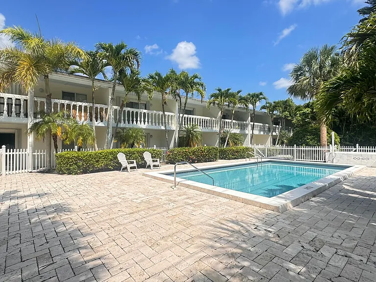 1727 Jimmy Buffett Mem Hwy #208 — Photo 13