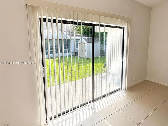 3rd image of 10559 La Placida Dr