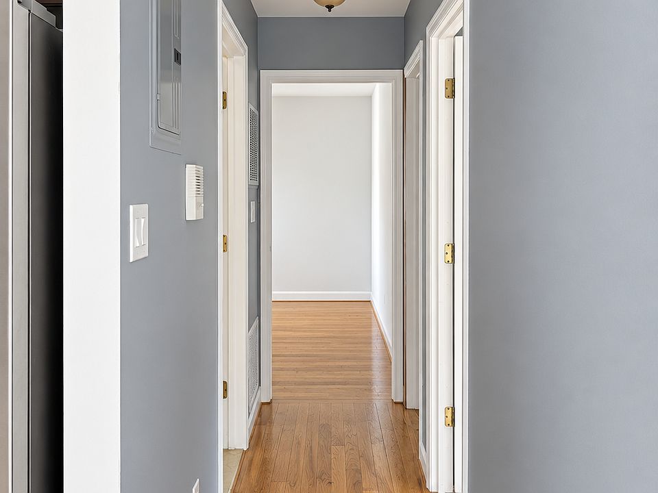 1st image of 5941 161st St #1