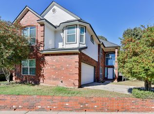 3025 Eagles Nest Dr, Bedford, TX 76021