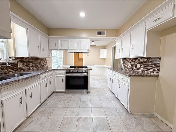 2nd image of 17406 Ridge Top Dr