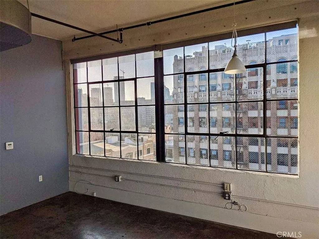 2 bed, 1370 sqft, $3,200 — Photo 4