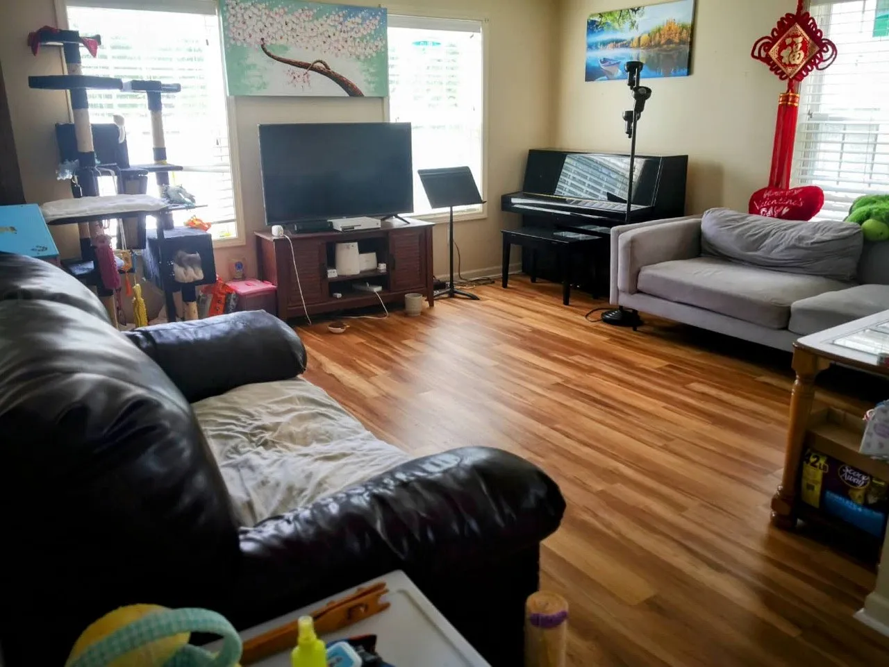 3 bed, 1.5 bath, 1322 sqft, $2,600 — Photo 2