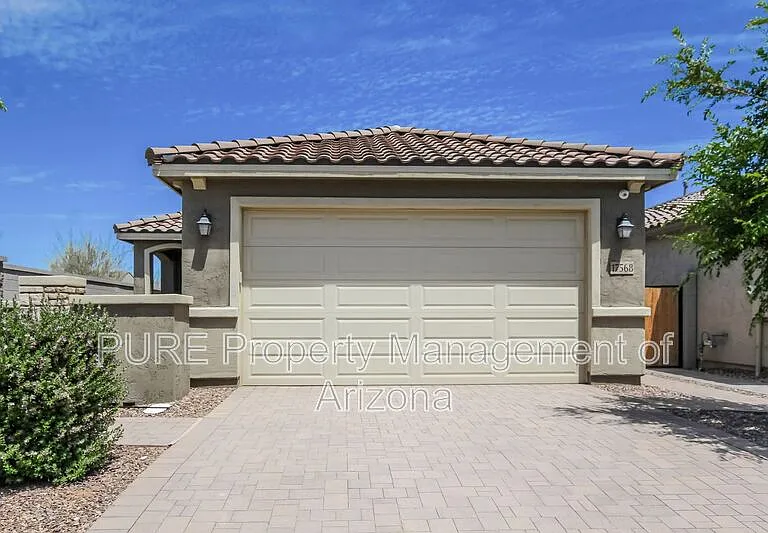 17568 W Missouri Ave — Photo 1