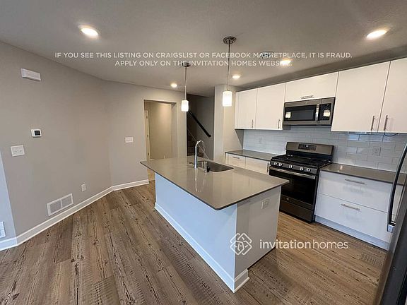 5th image of 10946 Zest St NE Suite E