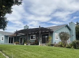 220 Windmill Dr, Hollister, CA 95023