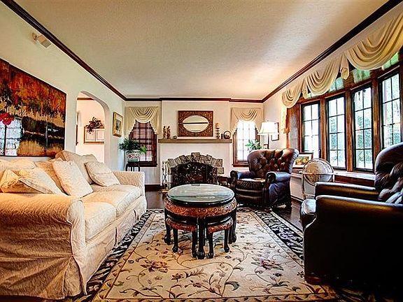 5th image of 315 Beverly Pl