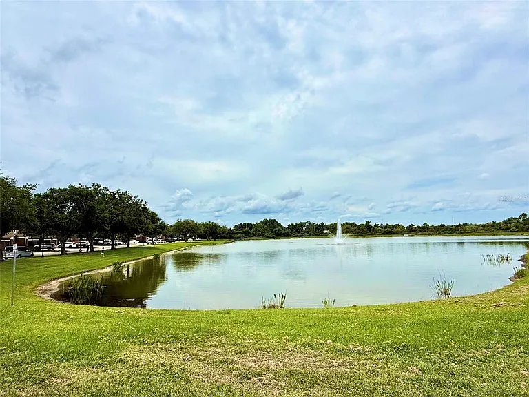 1535 Broken Oak Dr #37B — Photo 35
