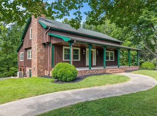 180 Rejoyce Ln, Madison, NC 27025