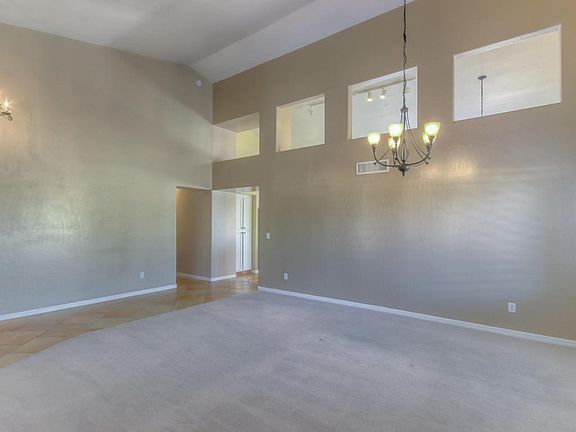 Living Room (3)-FULL