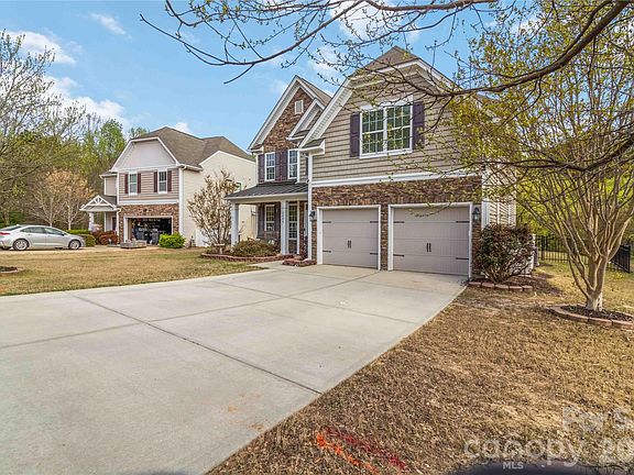 3rd image of 2049 Lakebridge Dr