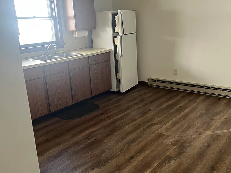 24A N Railroad St #24A — Photo 3