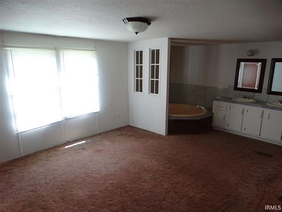 5th image of 518 Polk St