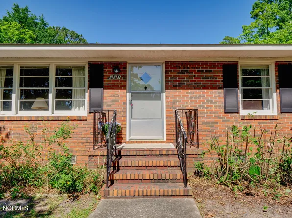 221 Madeline Drive, Wilmington, NC 28405