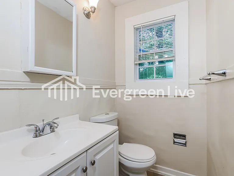 4540 Meadowridge Dr — Photo 9