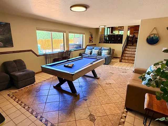 77 Cougar Dr — Photo 14