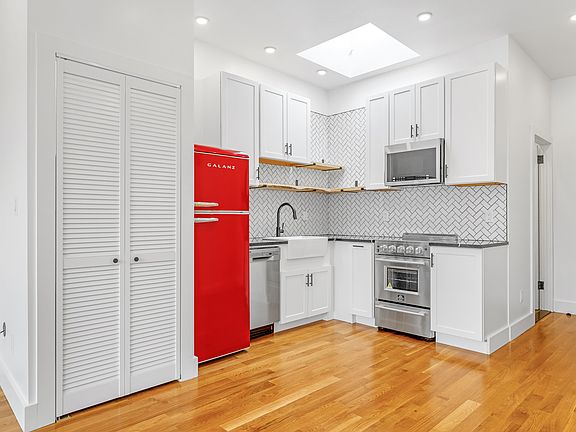 5th image of 33-15 30th Ave Unit 2-F