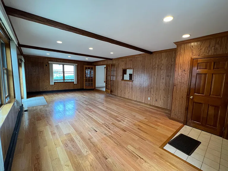 1 Gerry St #1 — Photo 4