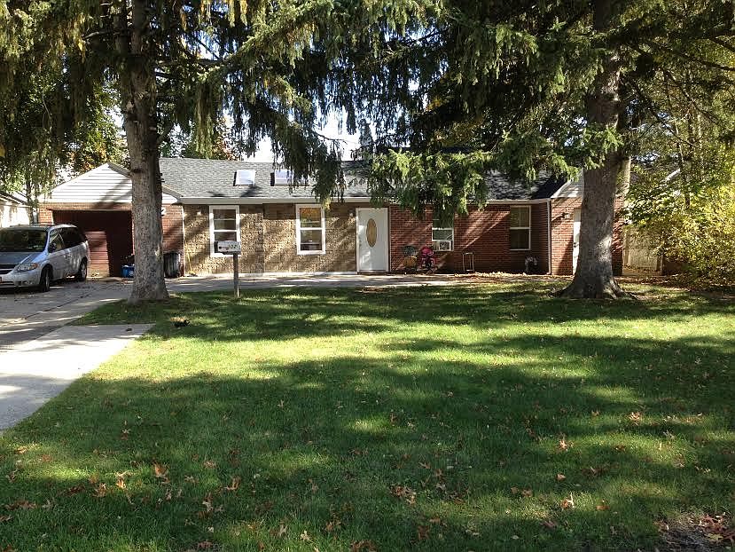 1st image of 102 Fairview Blvd