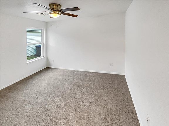 5th image of 15608 Lilly Garden Ln