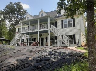 343 Creek End Rd, Gilbert, SC 29054