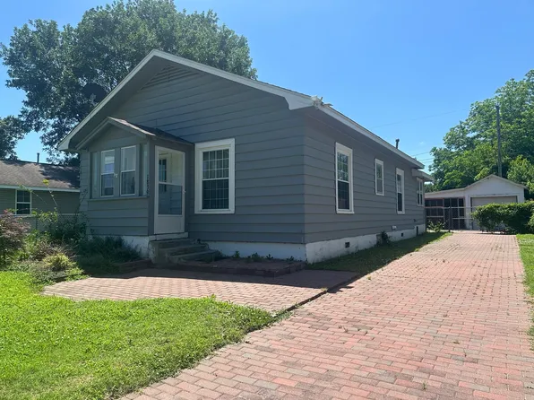1839 D St NE, Miami, OK 74354