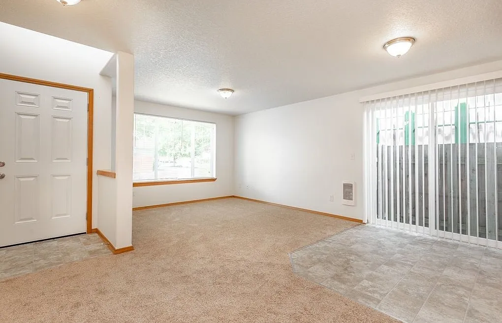 2356 E. 3rd St., Newberg - Price Reduction W/Move In Incentive — Photo 4