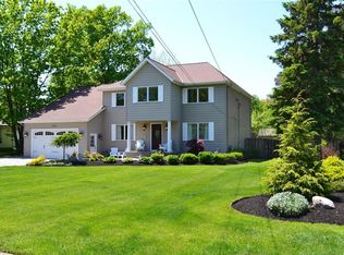 588 Miner Rd, Highland Heights, OH 44143