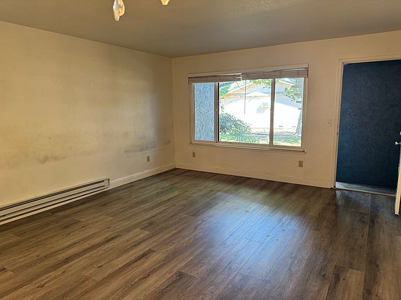 3rd image of 4941 Canto Dr #2