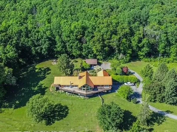 212 Dellhaven Rd, Frankford, WV 24938