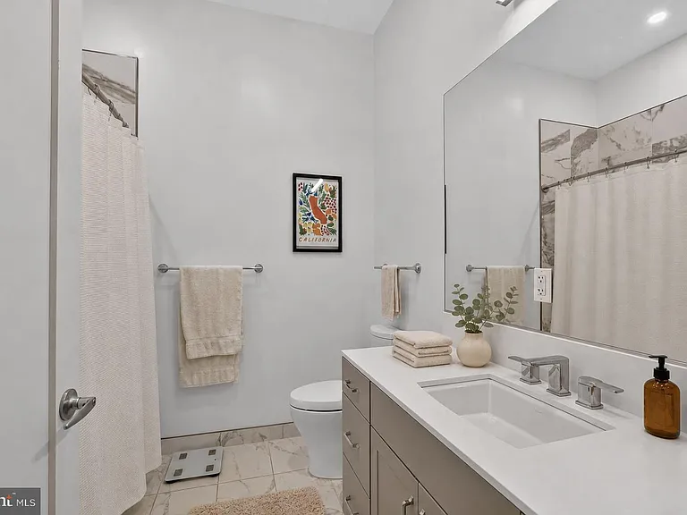 801 N Fairfax St #137 — Photo 14