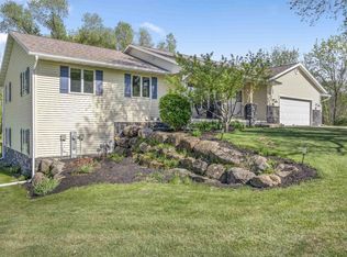 105 Weynand Road, Merrimac, WI 53561