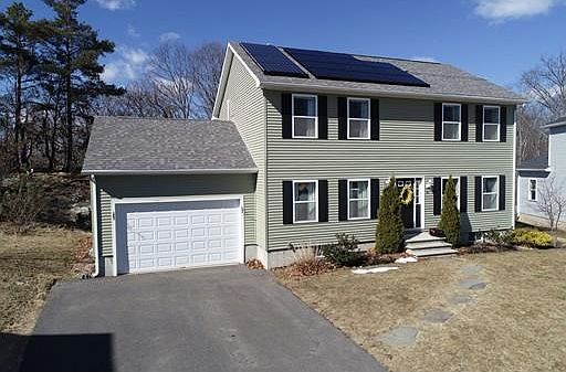 1st image of 18 Applehill Ln