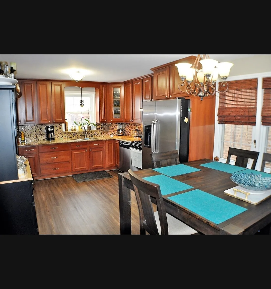 3 bed, $1,950 — Photo 1