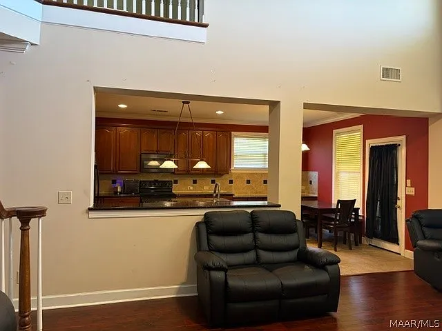 9207 Albury Ct — Photo 29