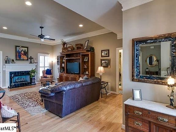 5th image of 114 Audrey Ln
