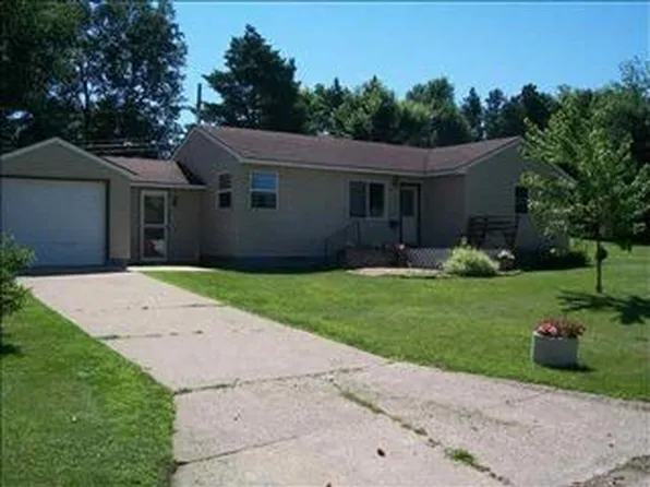 903 Meyer St, Traer, IA 50675
