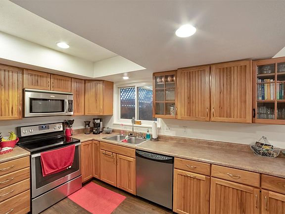 3rd image of 9157 E Oxford Dr