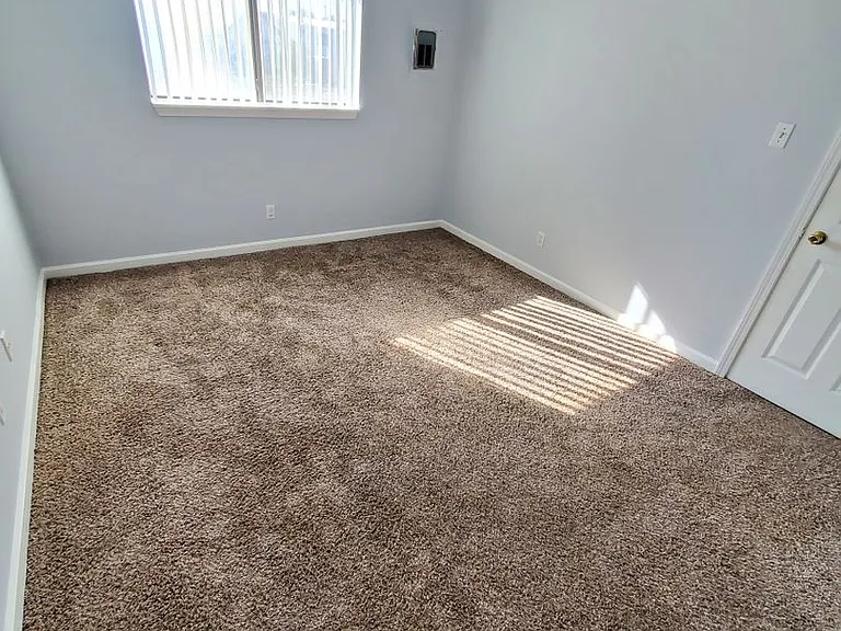 Sun Terrace Los Lunas — Photo 28