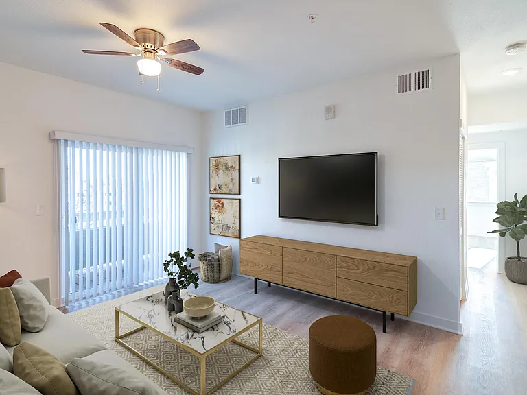 1034 S Dearborn St #308 — Photo 8