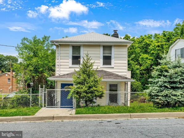 6202 K St, Capitol Heights, MD 20743