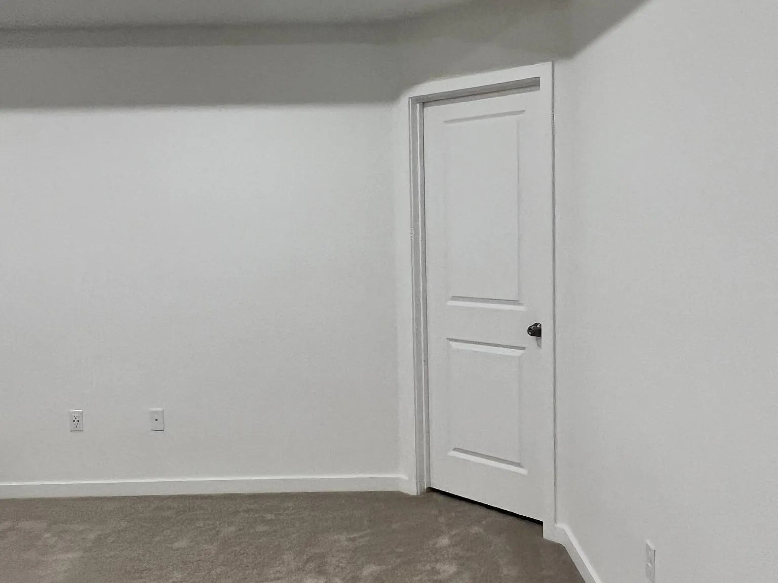 5 bed, 3901 sqft, $3,900 — Photo 4