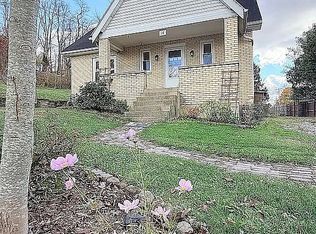 118 Orchard St, Elkins, WV 26241